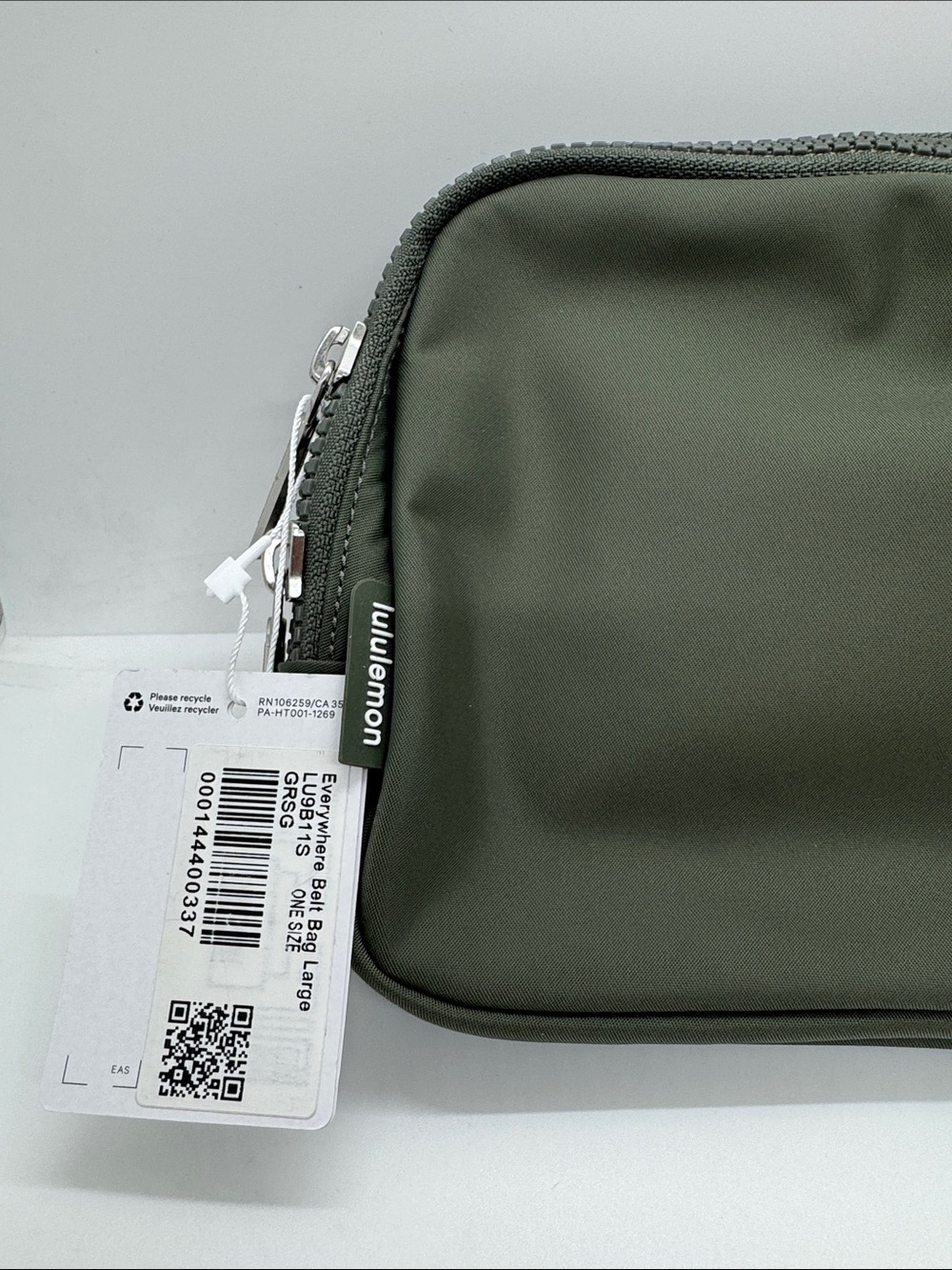 Lululemon Everywhere Belt Bag L Grey / Sage